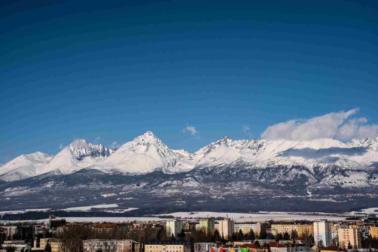 Hotel Mamut Poprad Buitenkant foto